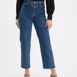 NWOT Women's Levi Ribcage Straight Leg Jeans - 32W 29L - Georgie